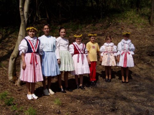 Otvírání studánky - 30.4.2005